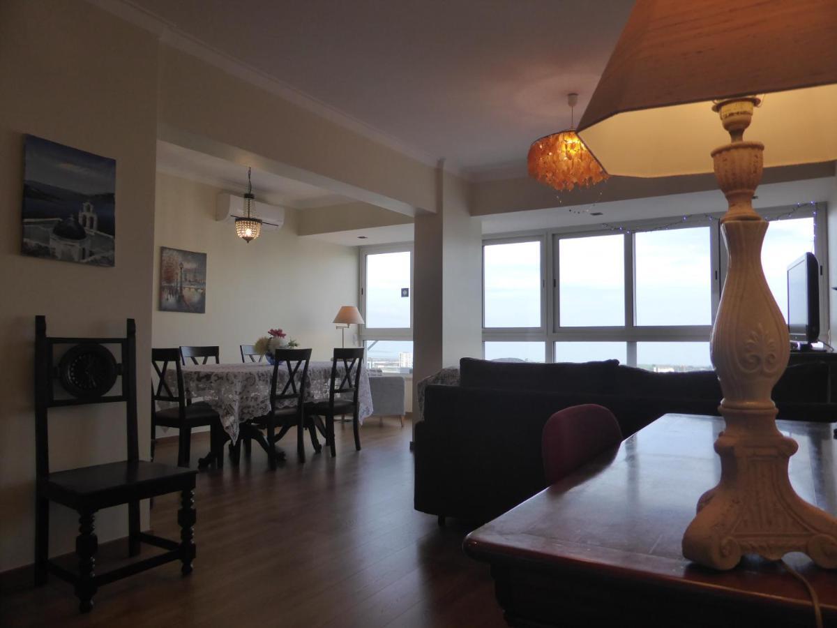A View To The River Tejo - Sixtyfive Boutique Home Lisbona Esterno foto