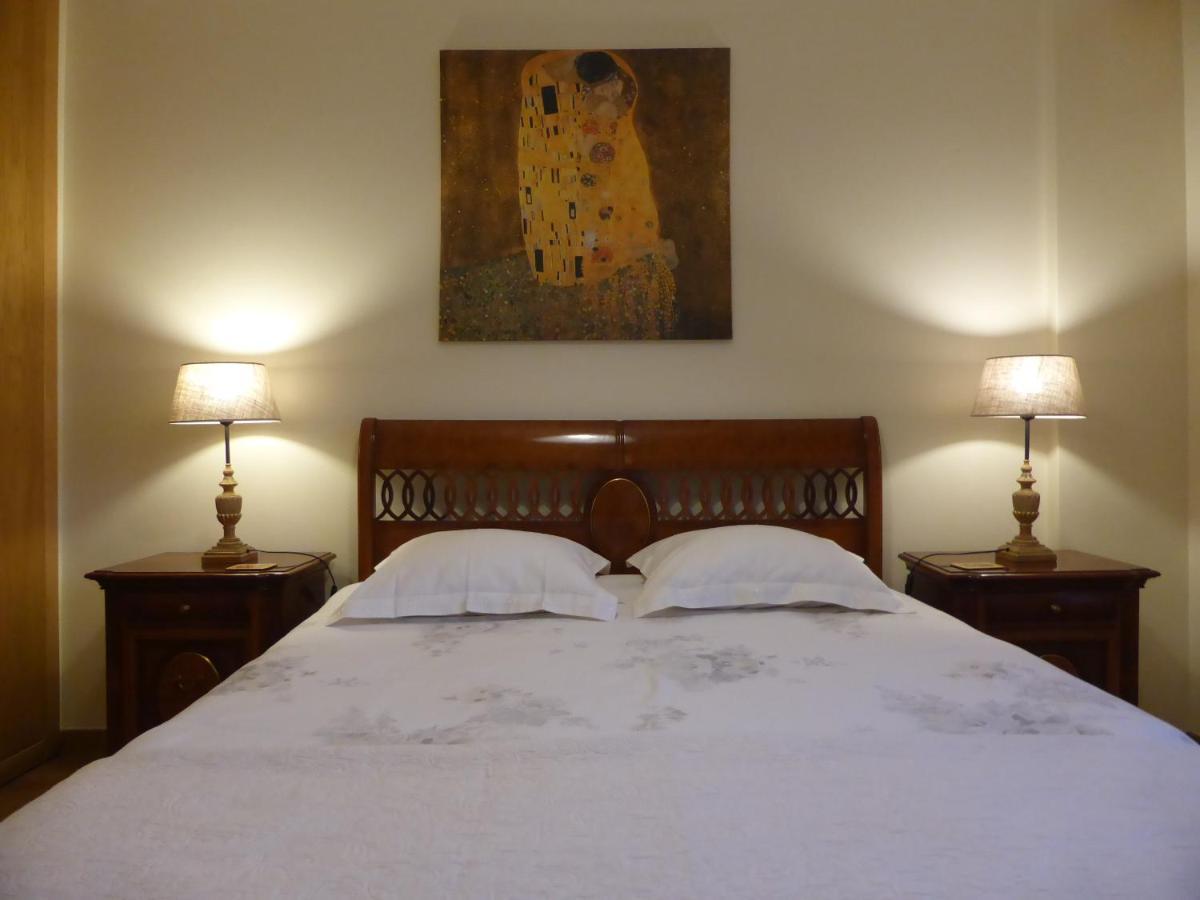 A View To The River Tejo - Sixtyfive Boutique Home Lisbona Esterno foto