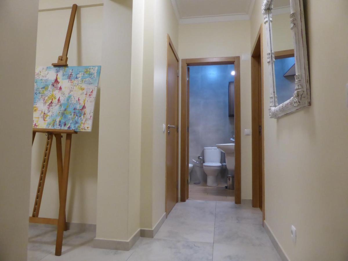 A View To The River Tejo - Sixtyfive Boutique Home Lisbona Esterno foto
