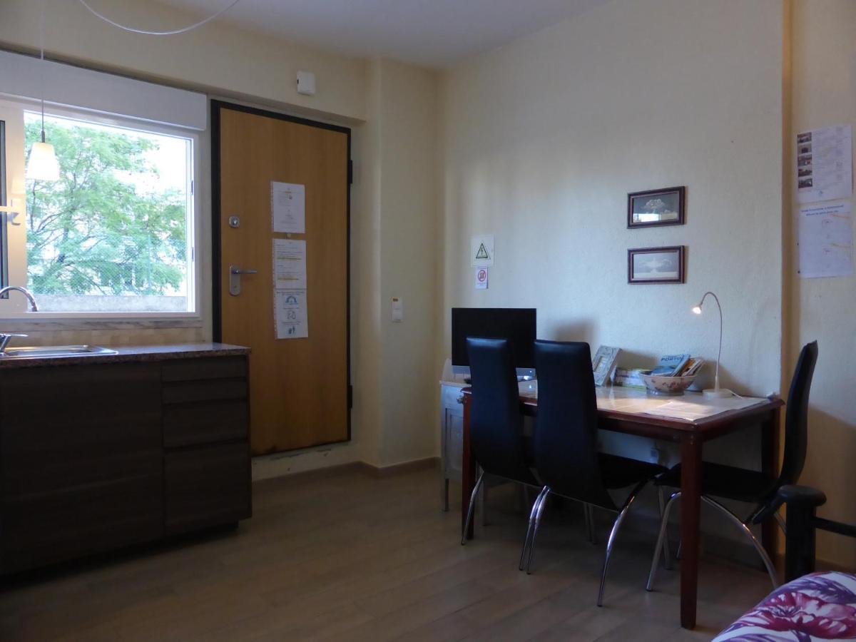 A View To The River Tejo - Sixtyfive Boutique Home Lisbona Esterno foto